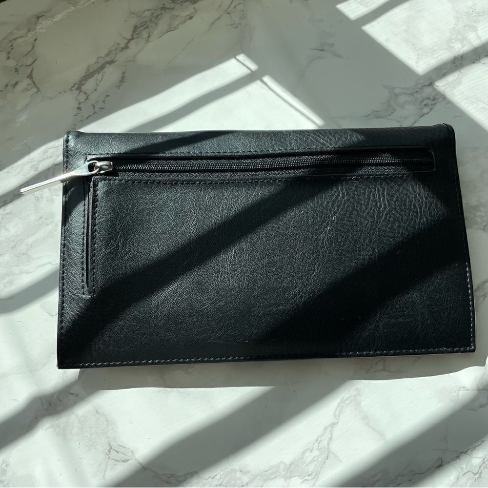 MAT & NAT Vegan Wallet - Picture 3 of 8
